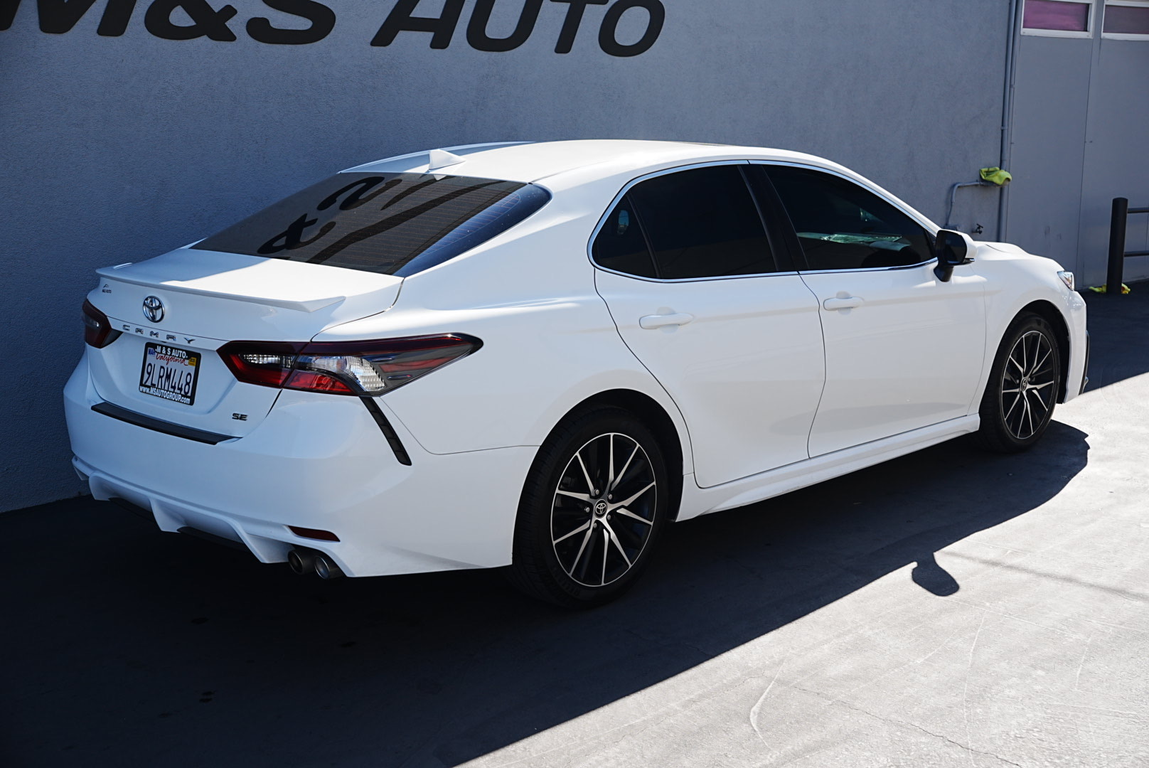 2024 Toyota Camry SE photo 4