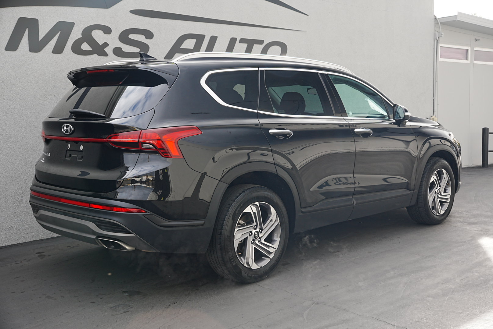 2023 Hyundai Santa Fe SEL photo 4