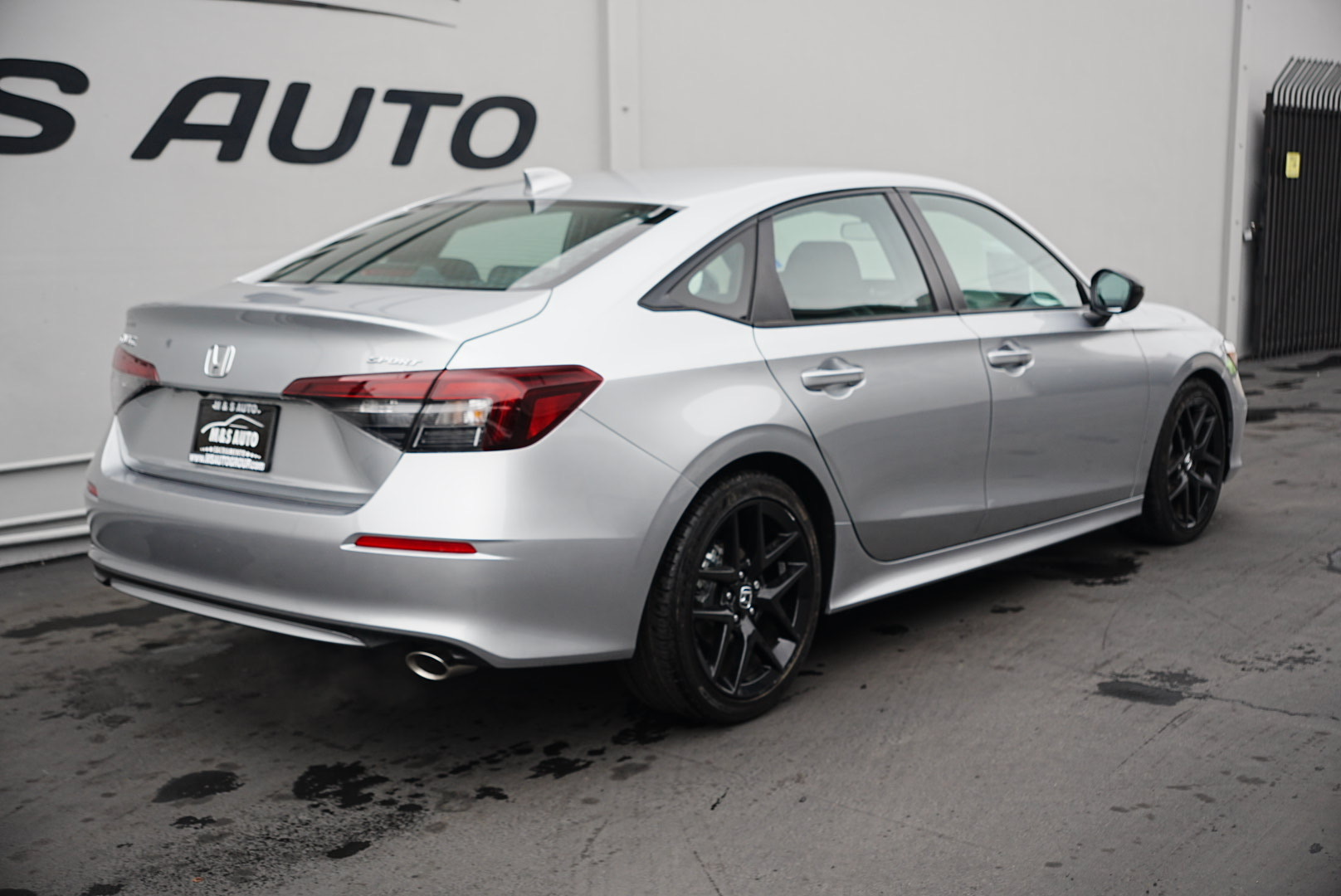 2025 Honda Civic Sport photo 4