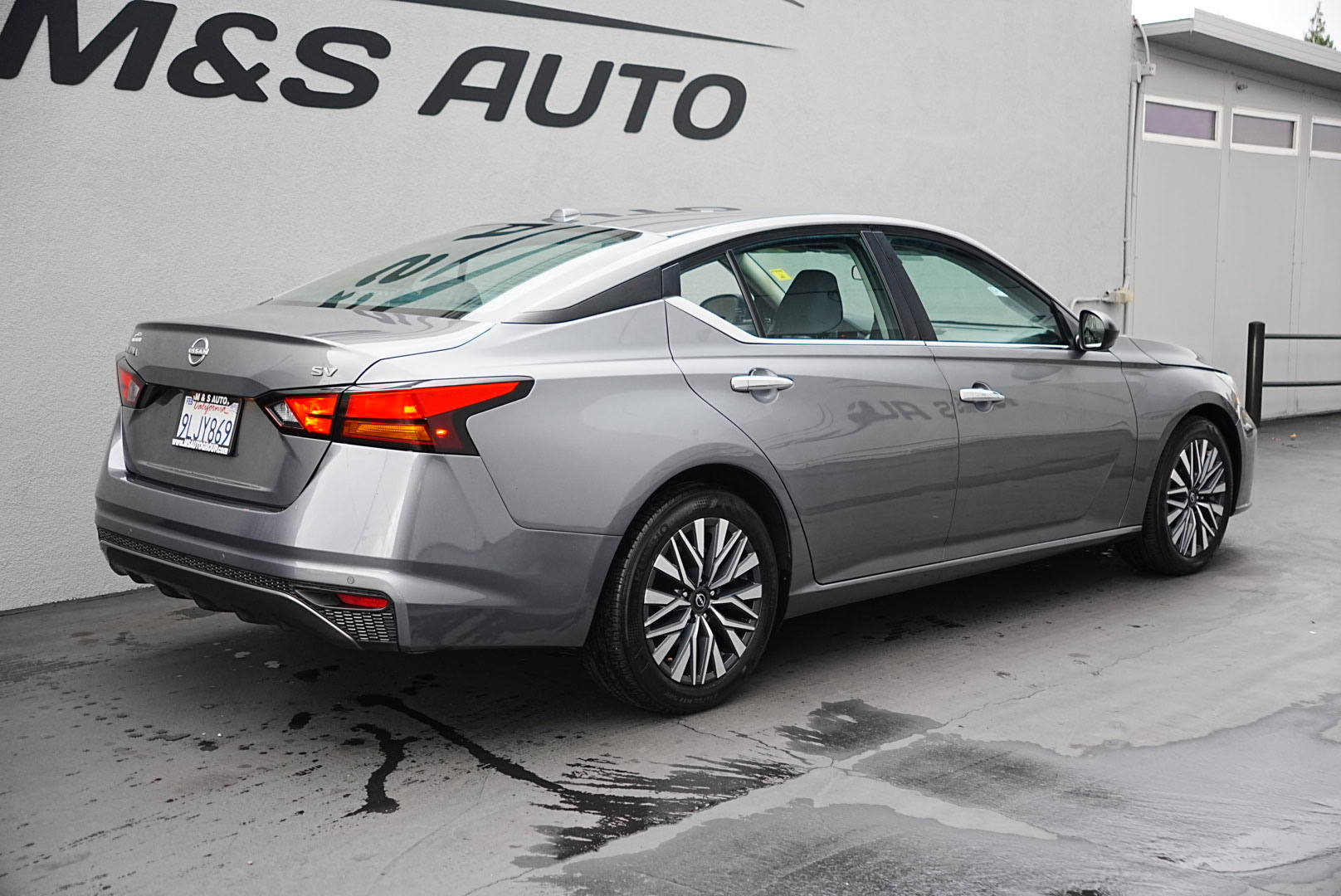 2024 Nissan Altima 2.5 SV photo 4