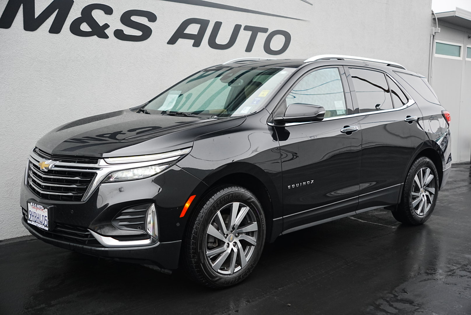 2023 Chevrolet Equinox Premier photo 3