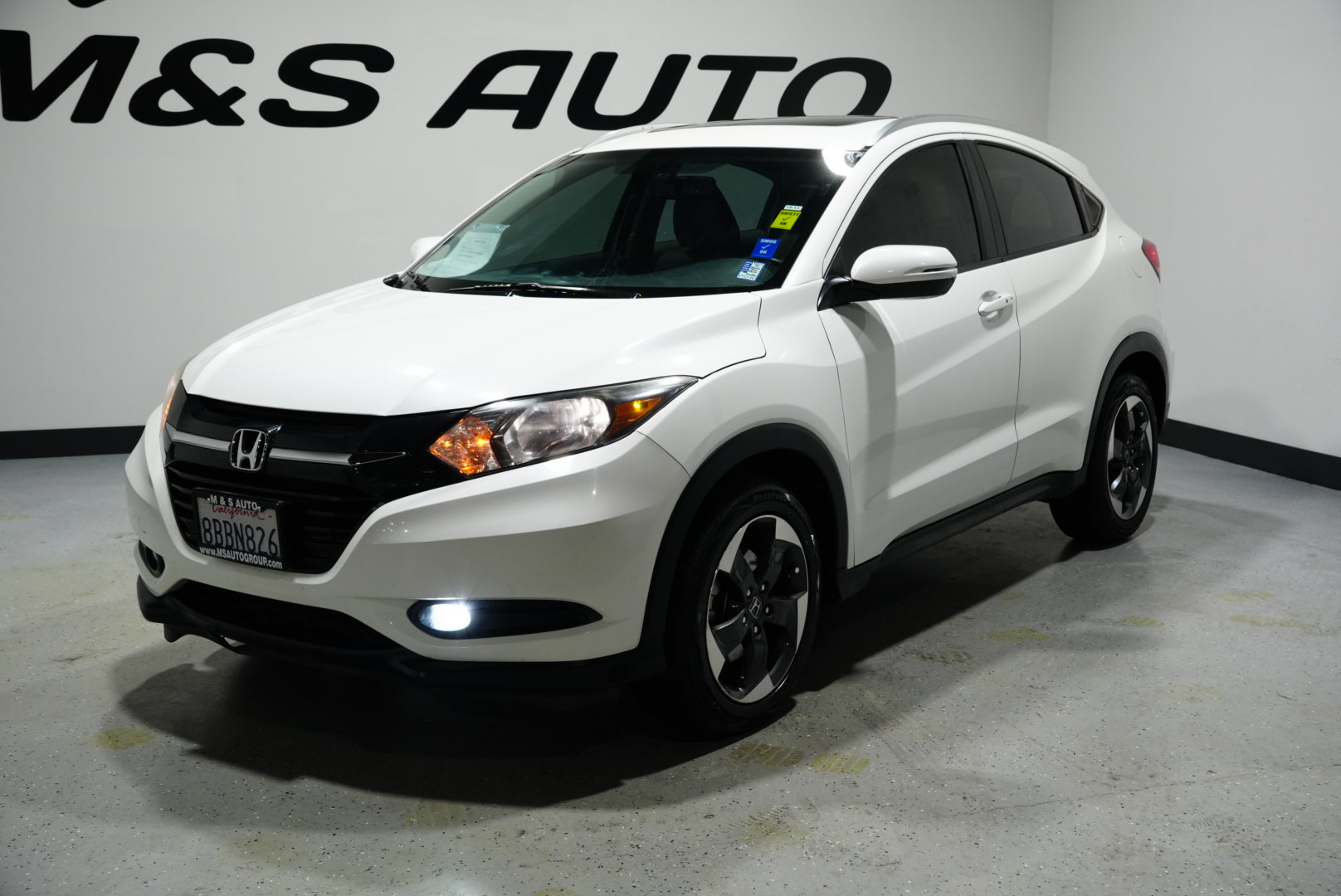 2018 Honda HR-V EX-L - Photo 2