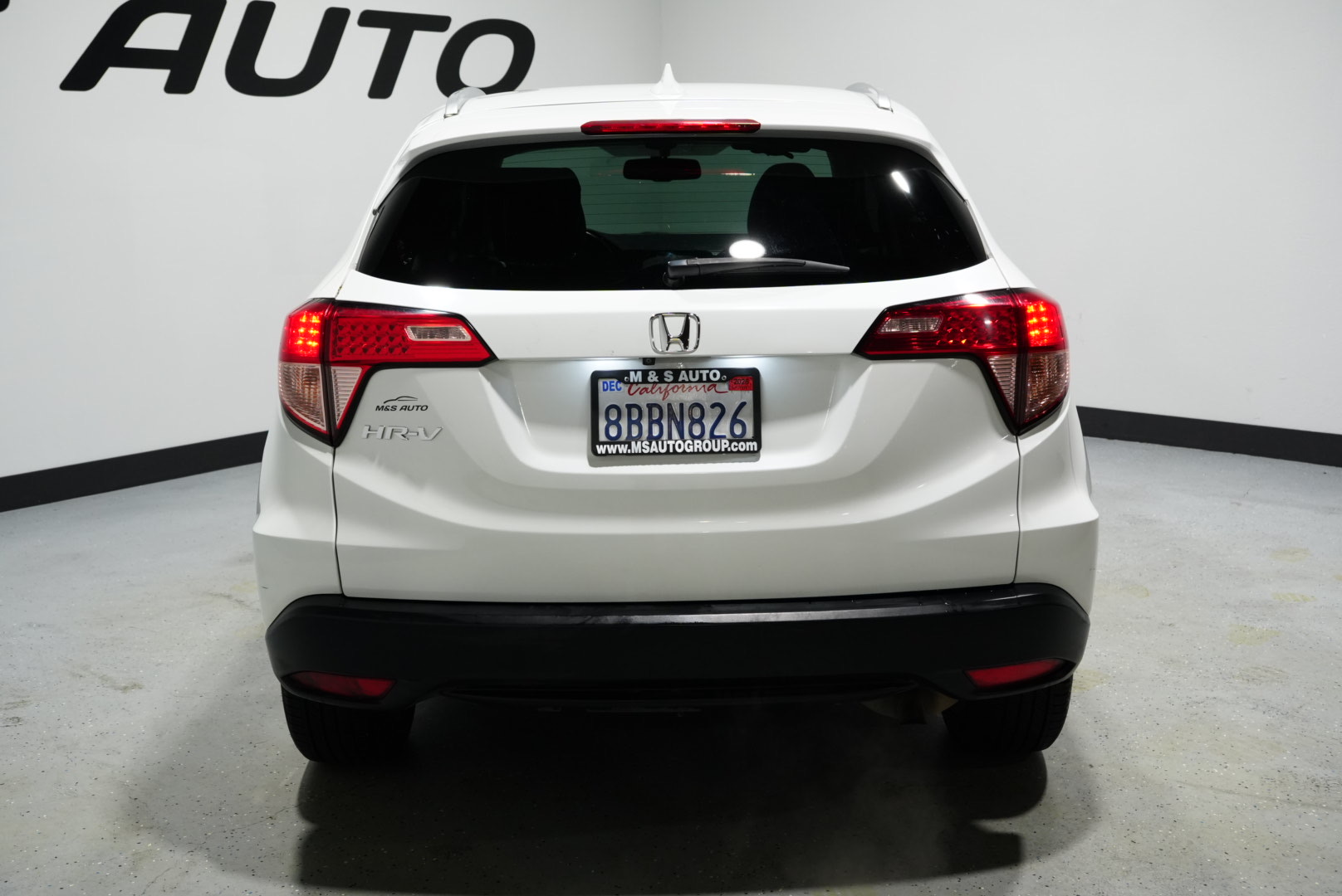 2018 Honda HR-V EX-L - Photo 8