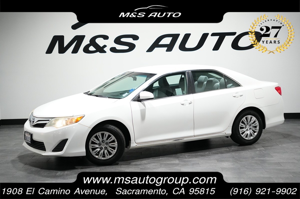 2013 Toyota Camry 2.5 Auto LE's photo