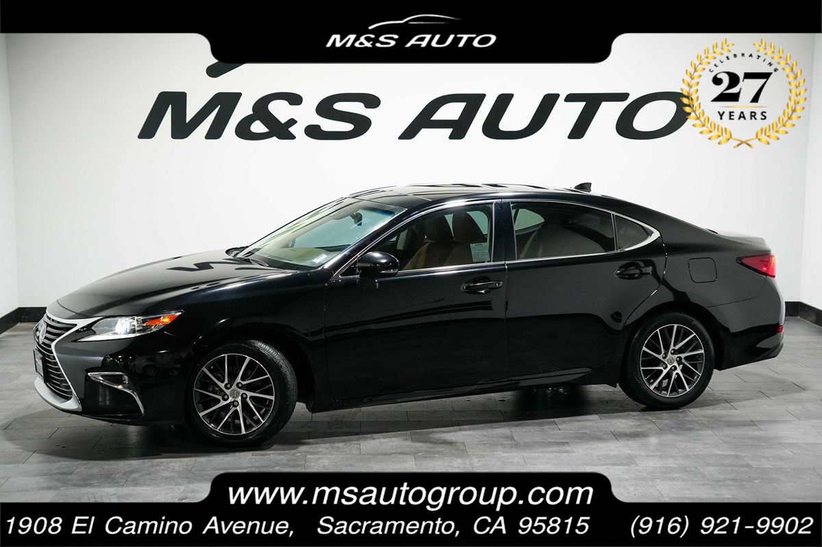 2016 Lexus ES 350 350's photo