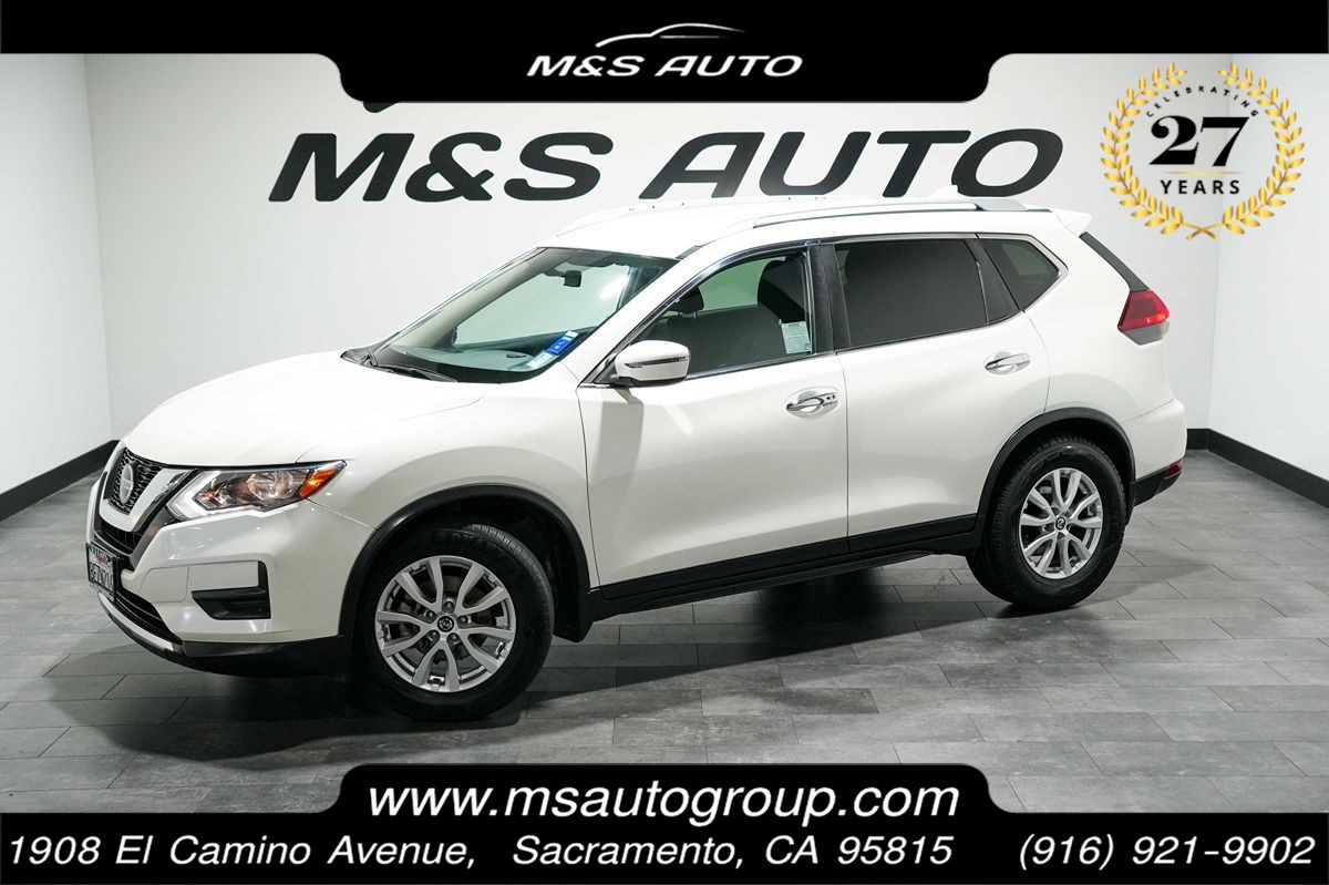 2018 Nissan Rogue SV FWD's photo