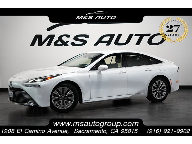 Oxygen White 2022 Toyota Mirai XLE FWD Sedan Rear-Wheel Drive Automatic