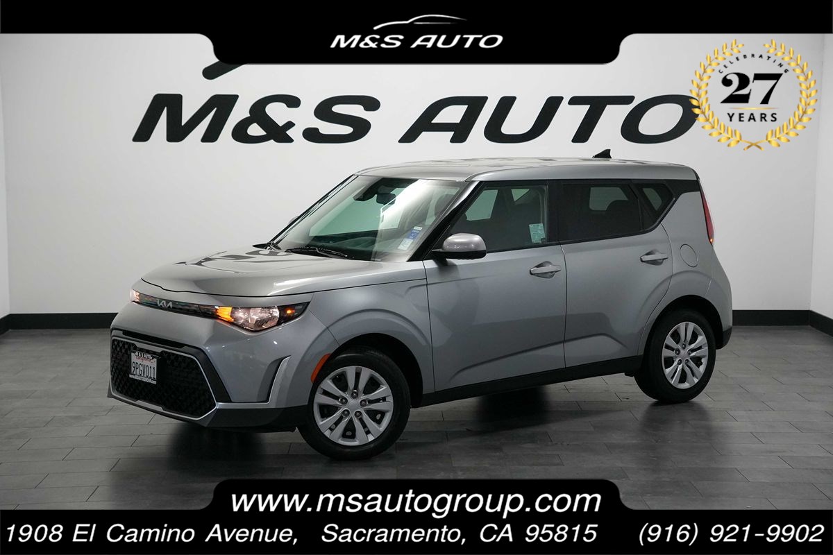 2025 Kia Soul 2.0L LX IVT's photo
