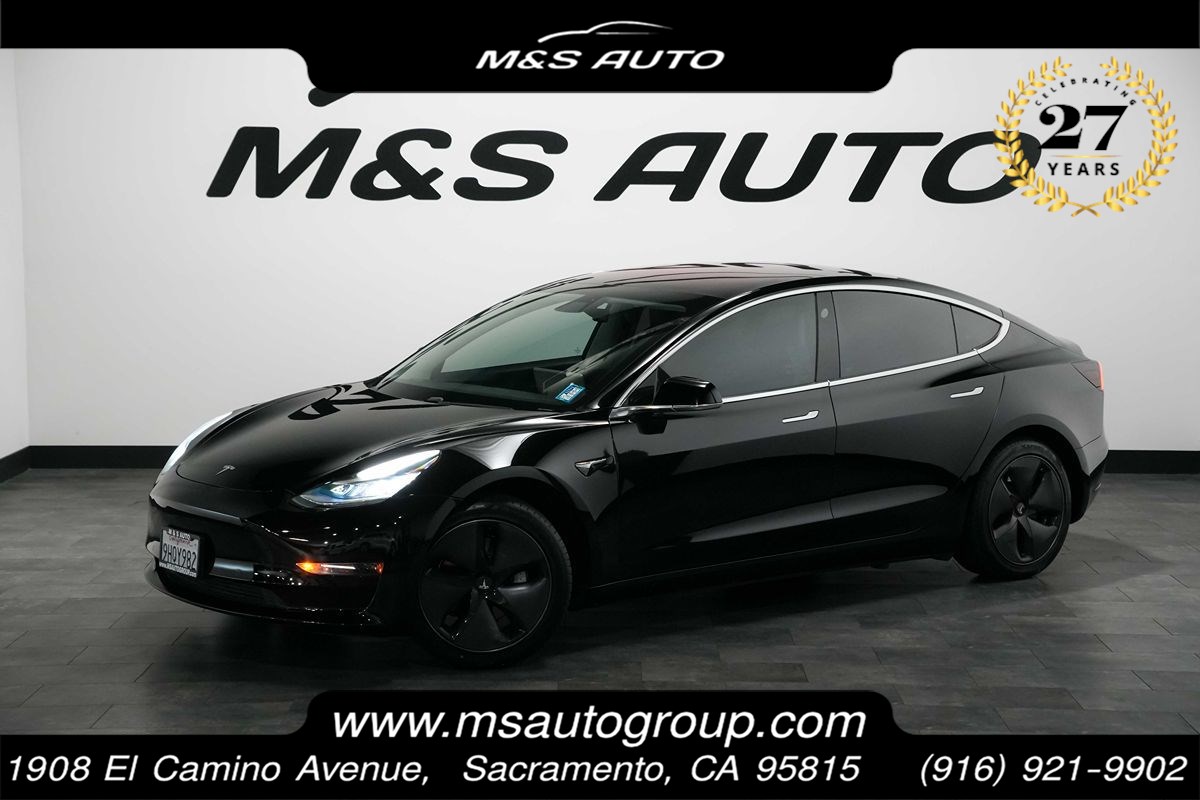 2018 Tesla Model 3 -'s photo