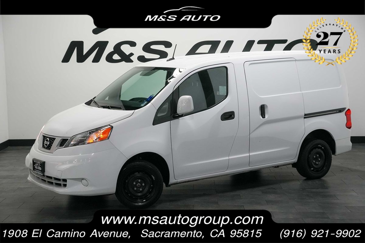 2021 Nissan NV200 SV's photo