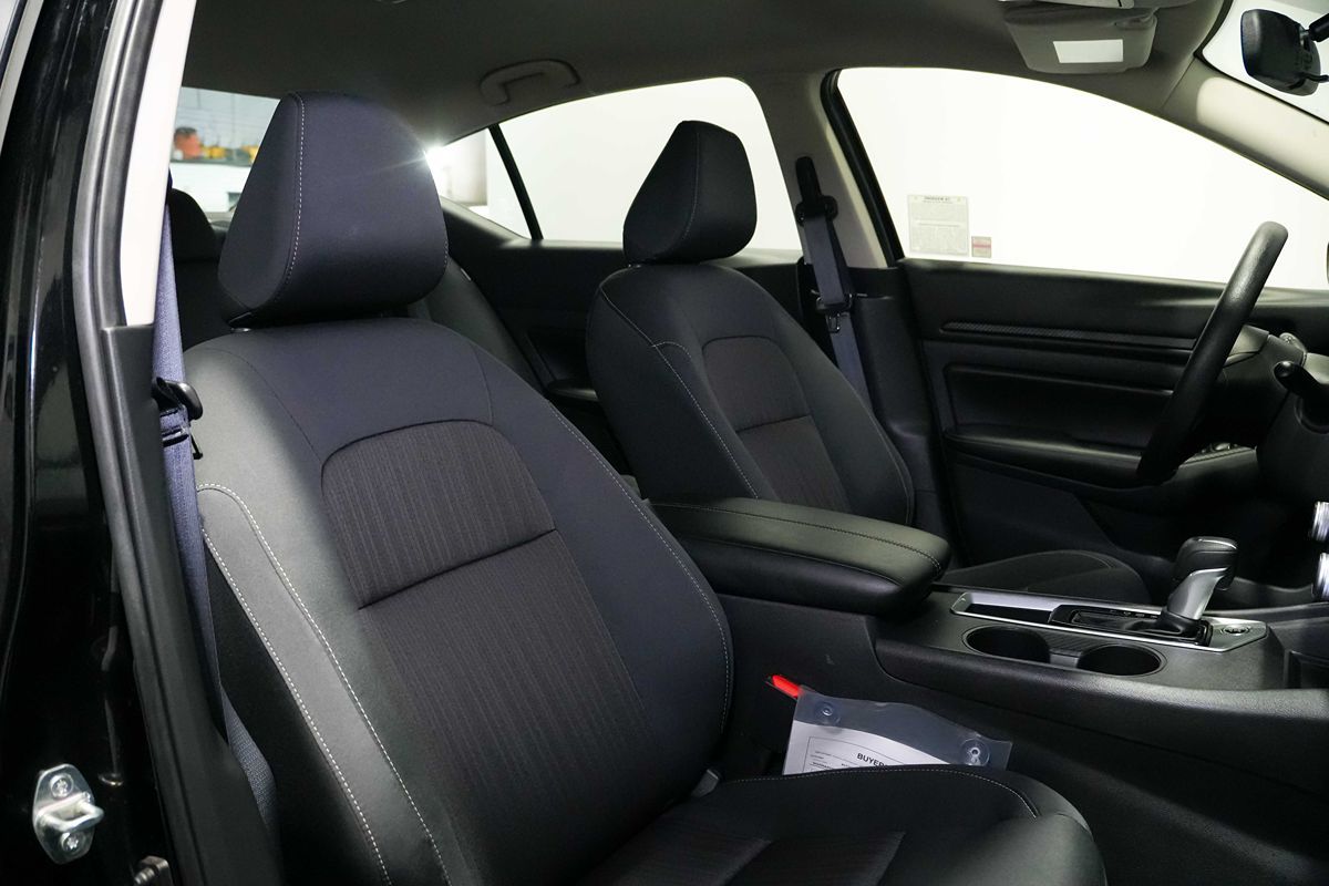 2025 Nissan Altima SV - Photo 25