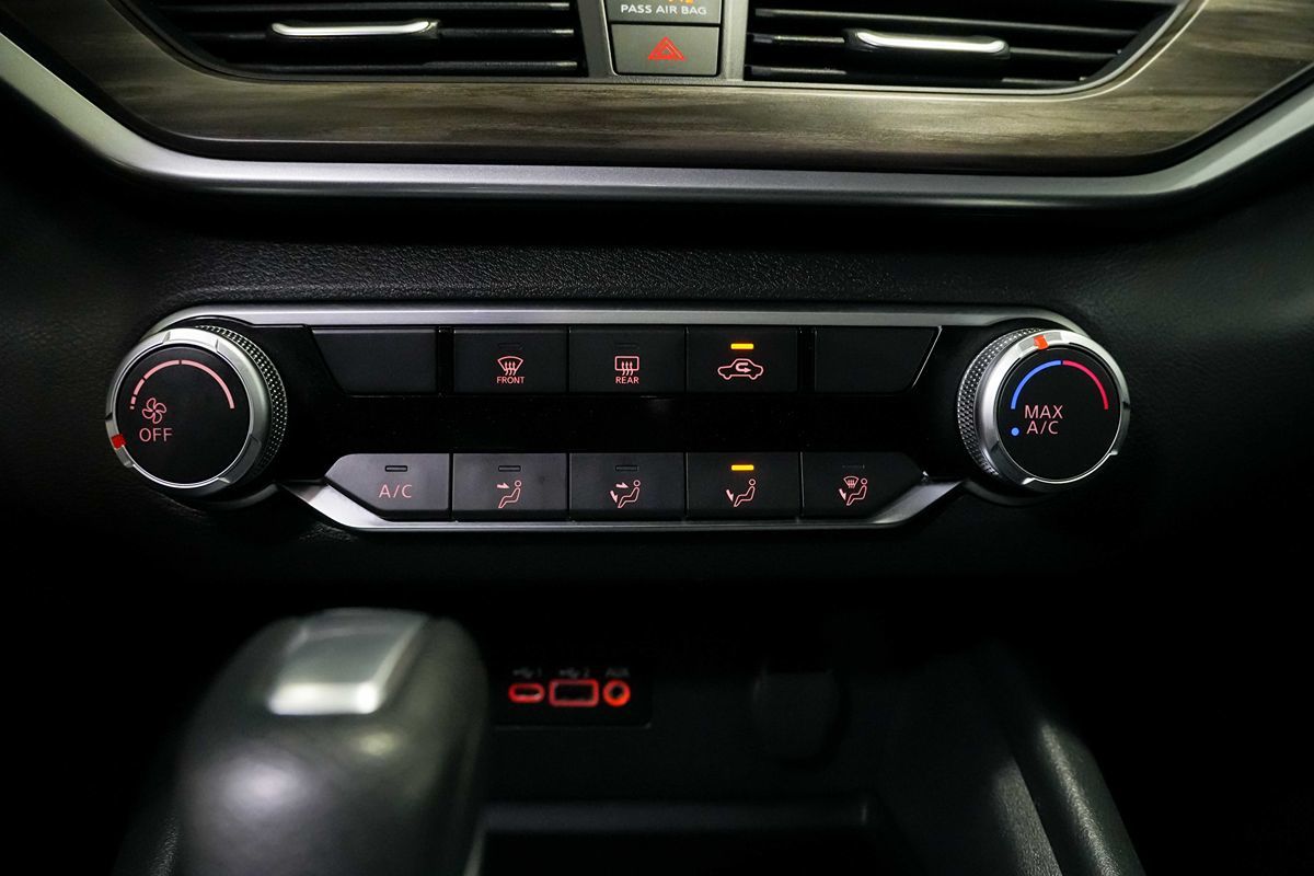 2025 Nissan Altima SV - Photo 15