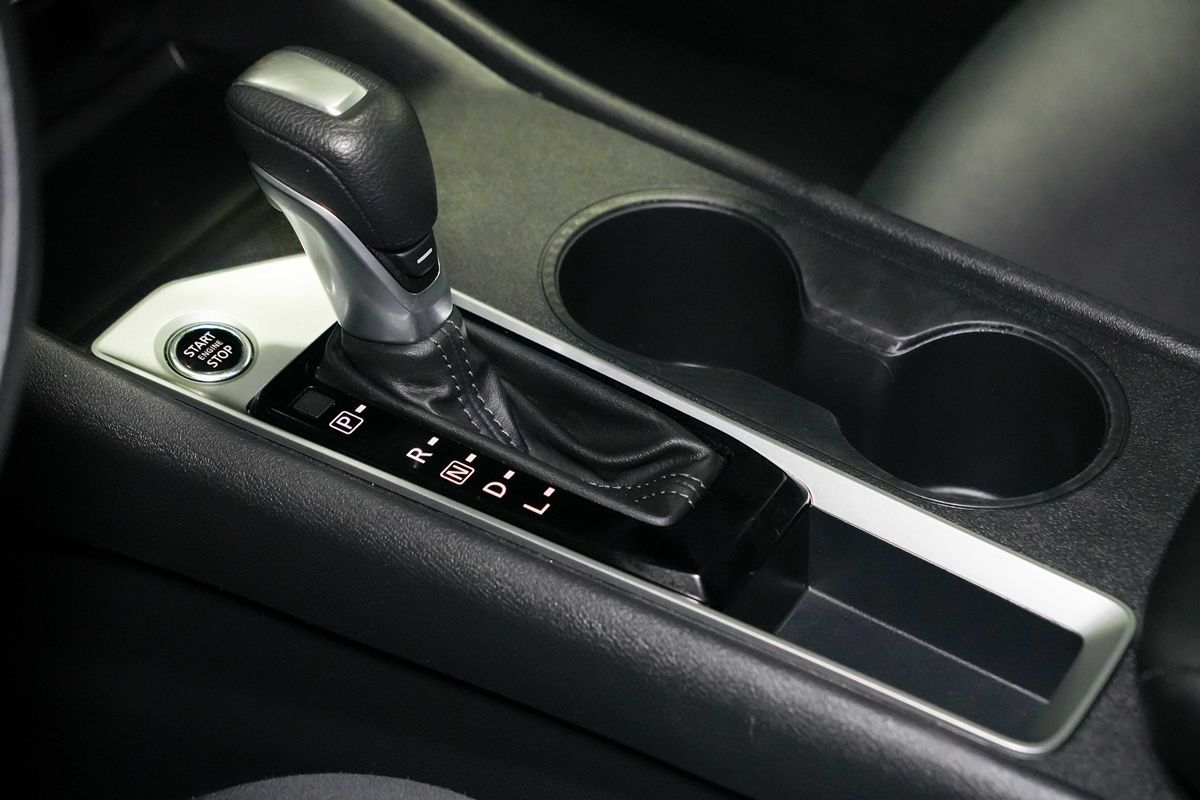 2025 Nissan Altima SV - Photo 17