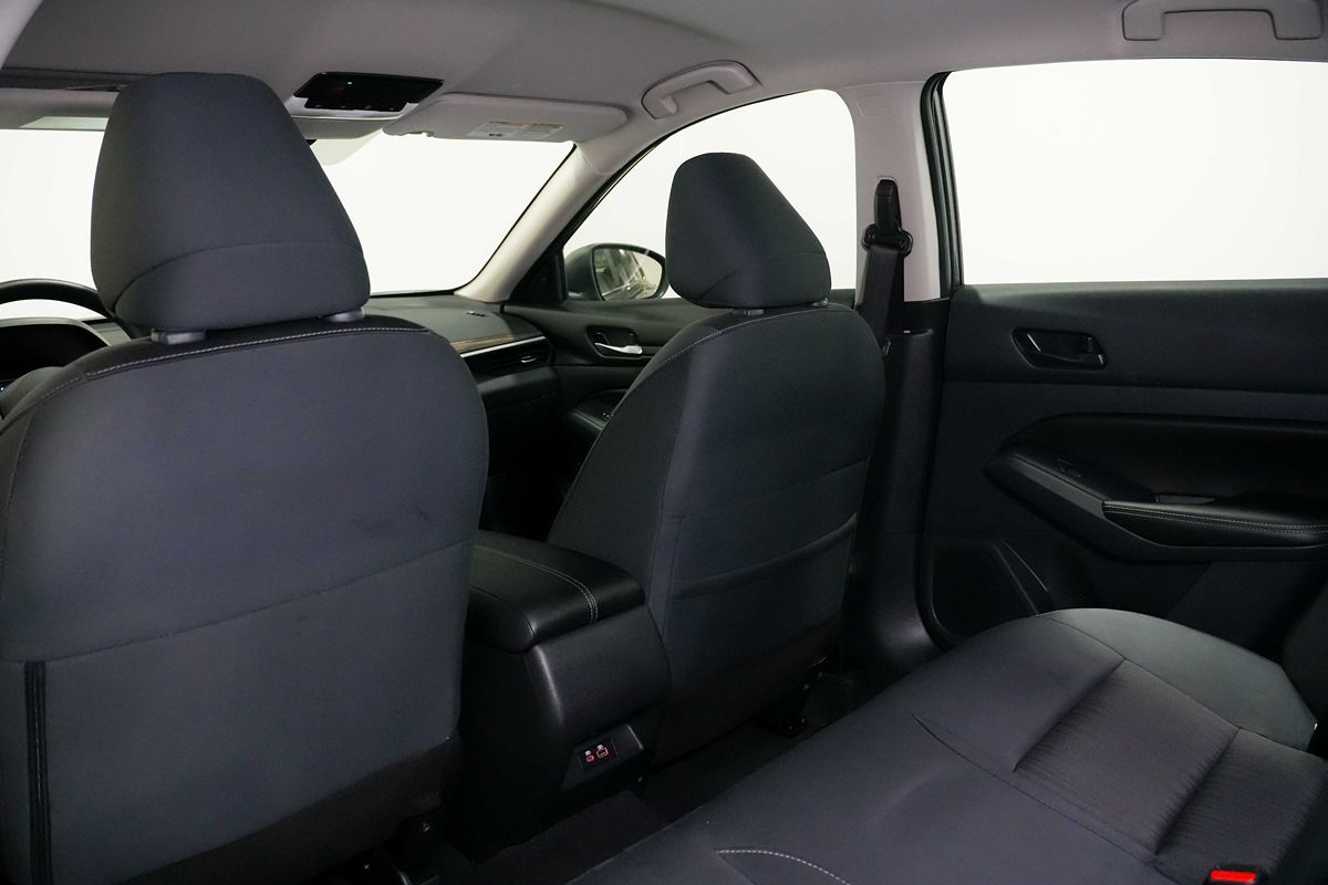 2025 Nissan Altima SV - Photo 19