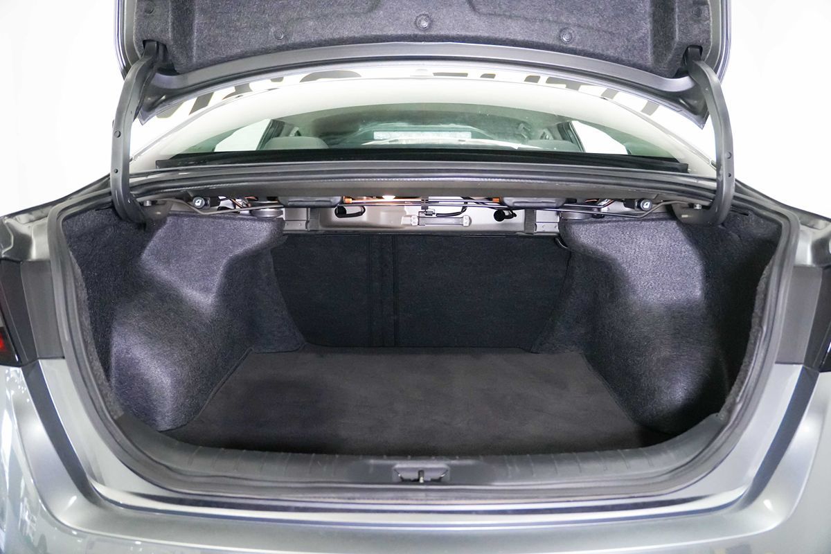 2025 Nissan Altima SV - Photo 21