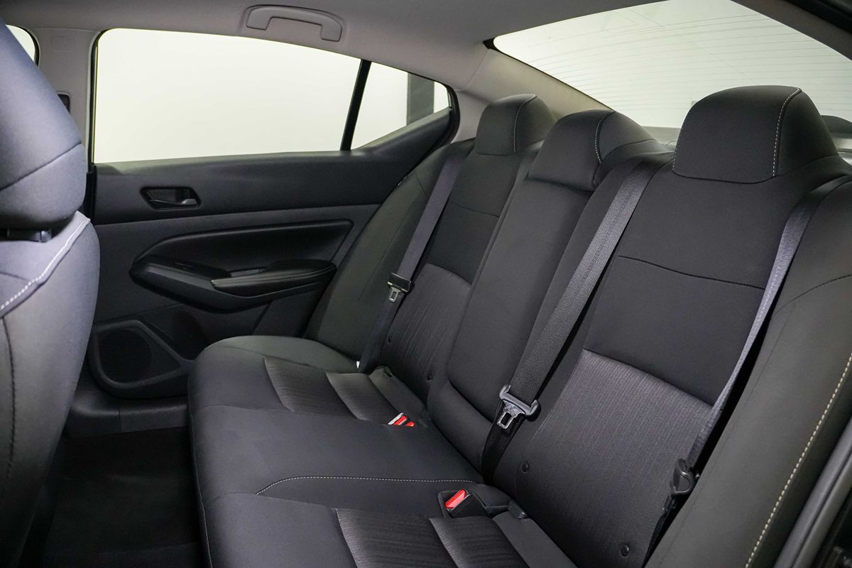 2025 Nissan Altima SV - Photo 18