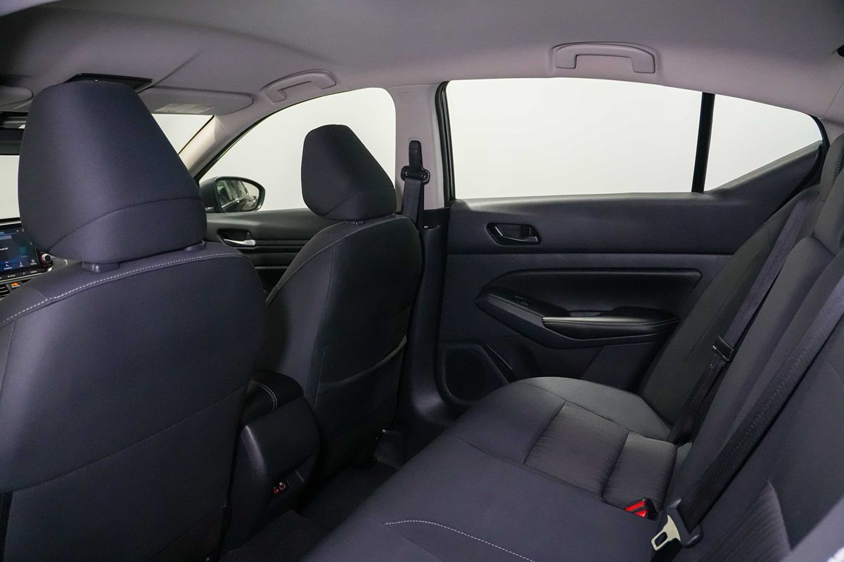 2025 Nissan Altima SV - Photo 19