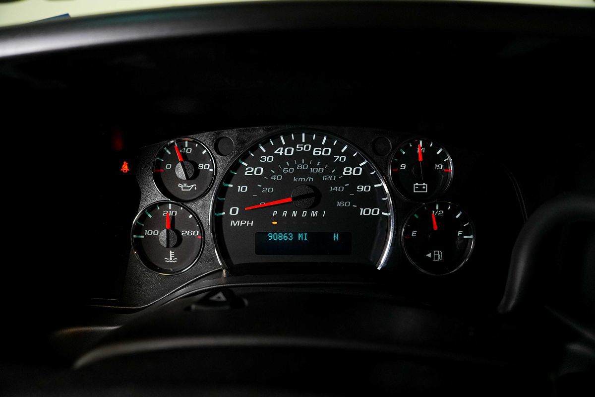 2016 Chevrolet Express Passenger LS - Photo 14