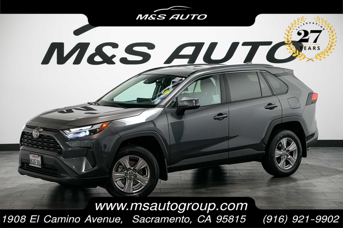 2023 Toyota RAV4 XLE