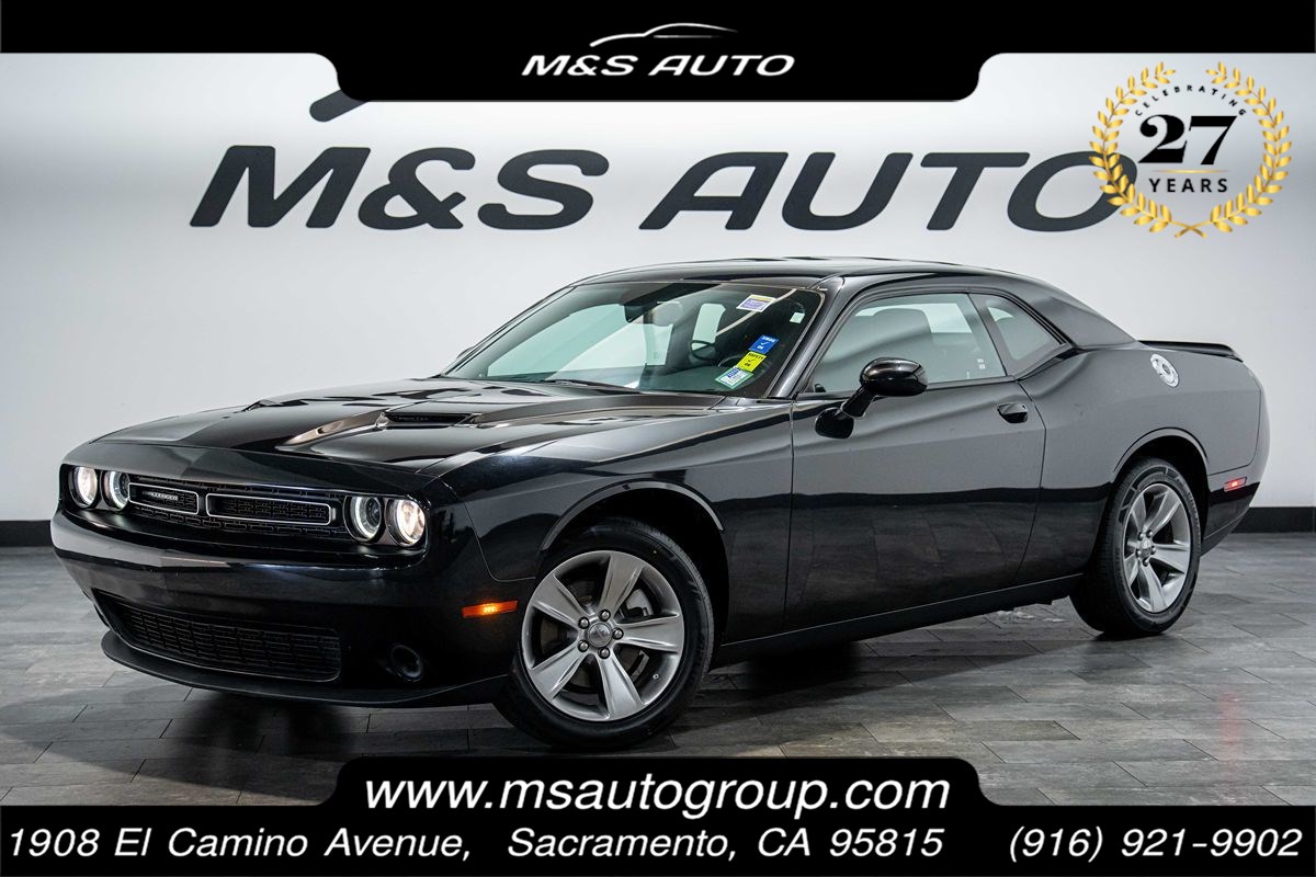 2022 Dodge Challenger SXT