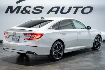 2022 Honda Accord Sport thumbnail