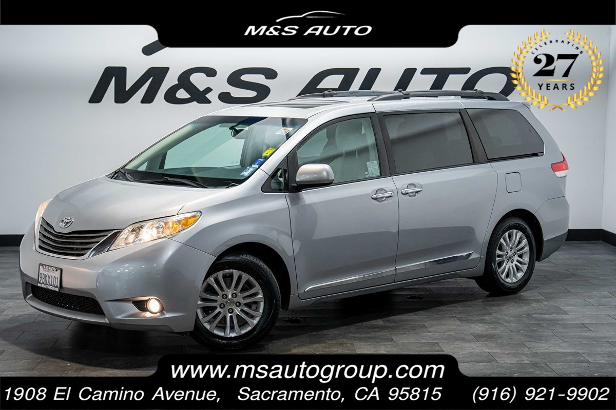 2013 Toyota Sienna Q grade