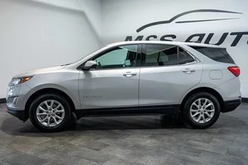 2018 Chevrolet Equinox LT thumbnail
