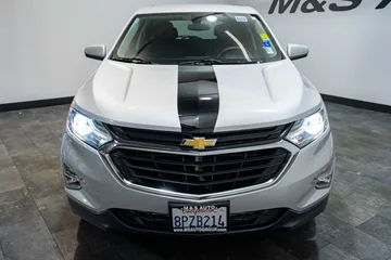 2018 Chevrolet Equinox LT thumbnail