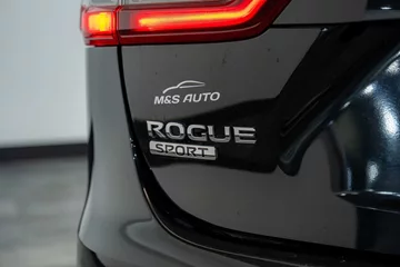 2021 Nissan Rogue S thumbnail