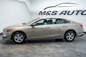 2024 Chevrolet Malibu LT thumbnail