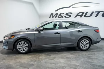 2024 Nissan Sentra S thumbnail