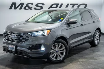 2022 Ford Edge Titanium thumbnail