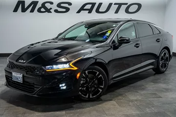 2022 Kia K5 GT-Line thumbnail