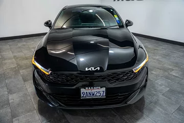 2022 Kia K5 GT-Line thumbnail