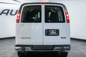 2023 GMC Savana 2500 Cargo thumbnail