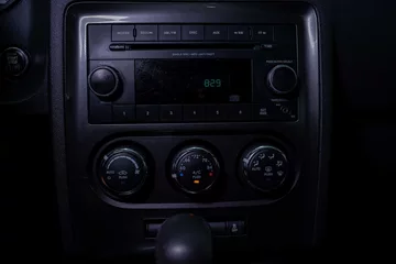 2013 Dodge Challenger SXT thumbnail