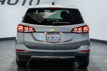2023 Chevrolet Equinox LT thumbnail