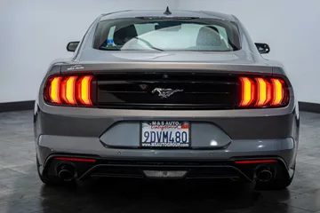 2022 Ford Mustang EcoBoost thumbnail