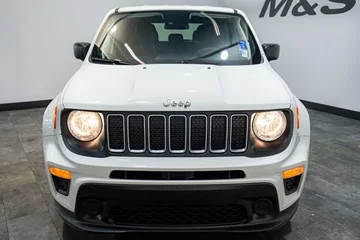 2023 Jeep Renegade Latitude thumbnail
