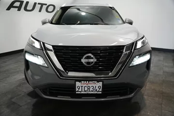 2023 Nissan Rogue SL thumbnail
