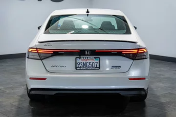 2025 Honda Accord Sport thumbnail