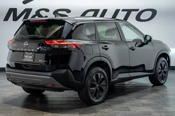 2023 Nissan Rogue SV thumbnail