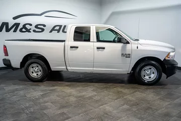 2019 Ram 1500 Tradesman thumbnail
