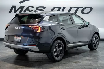 2026 Kia Sportage LX thumbnail