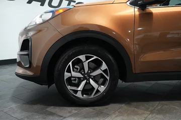 2020 Kia Sportage LX thumbnail