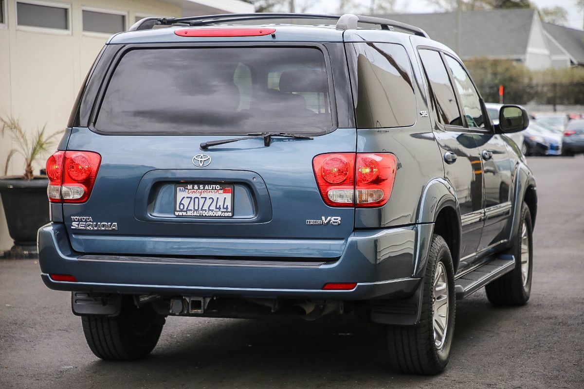 Sold 2006 Toyota Sequoia SR5 4x2 in Sacramento