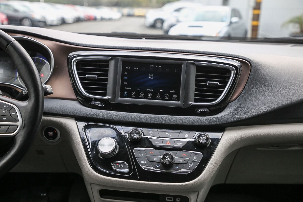 Sold 2019 Chrysler Pacifica Touring L in Sacramento