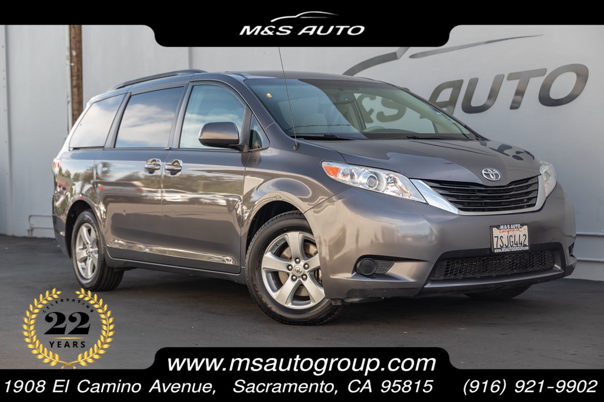 Sold 2014 Toyota Sienna LE Passenger in Sacramento