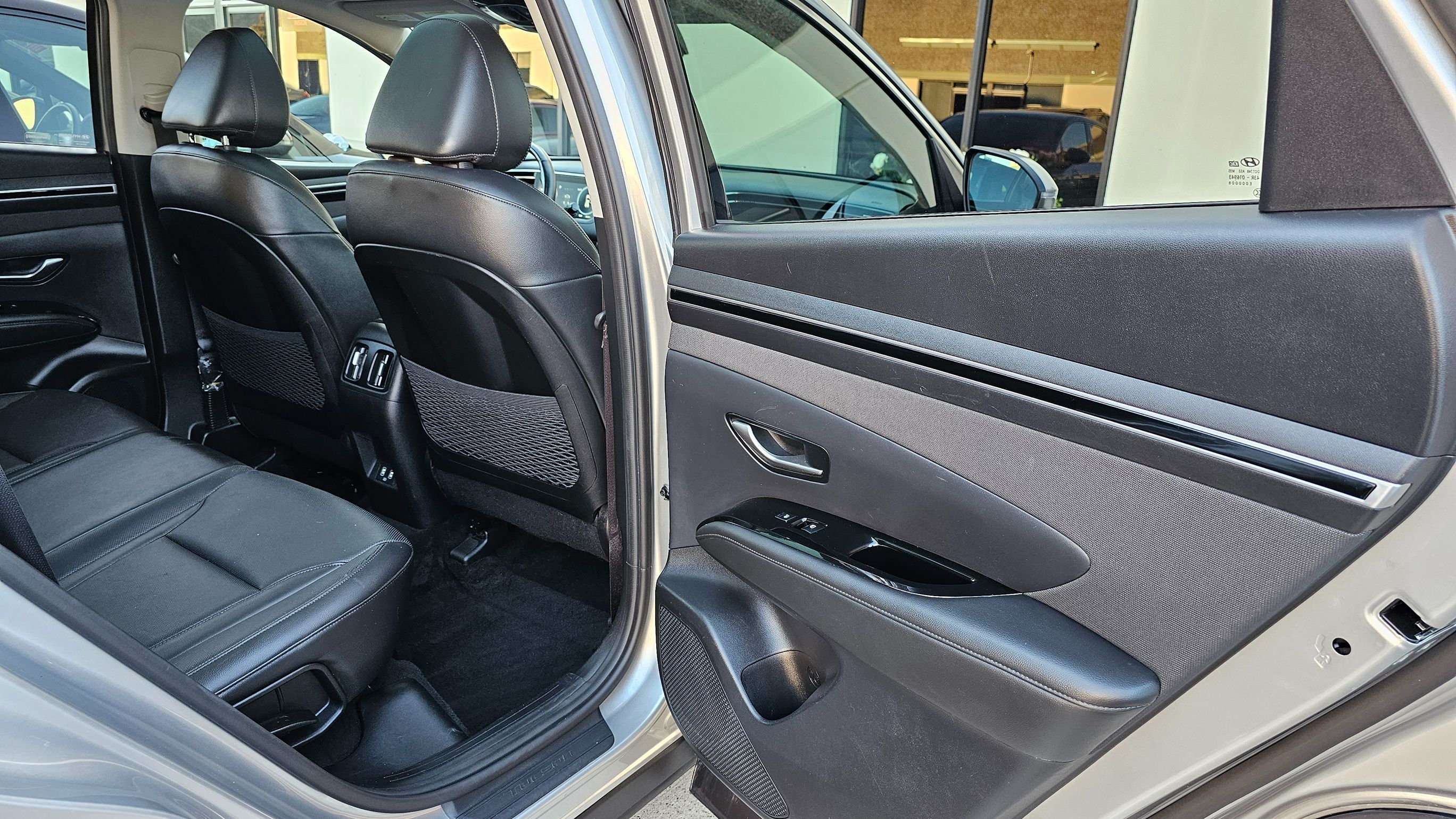 2022 Hyundai Tucson Limited photo 25