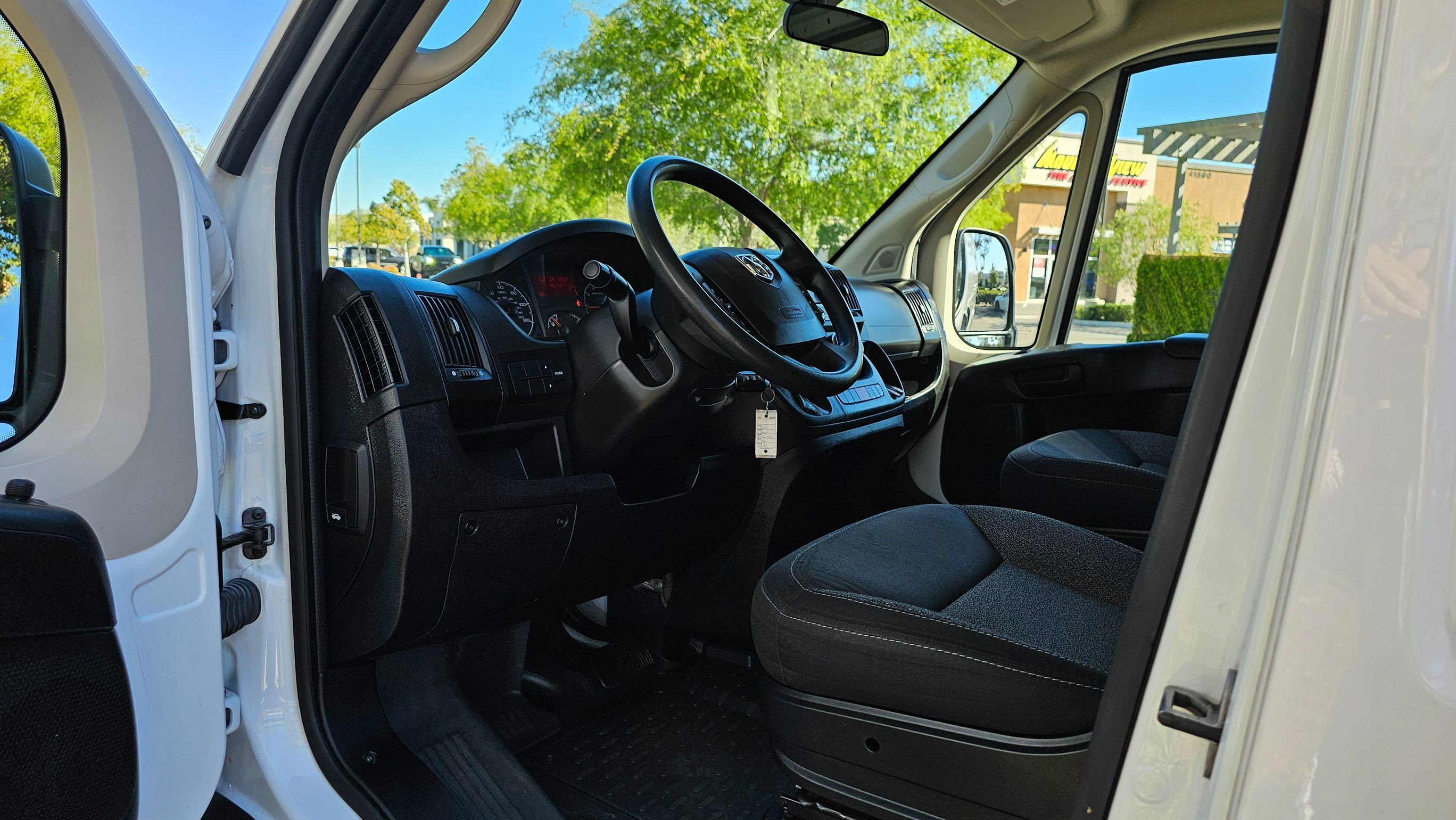 2021 Ram ProMaster 2500 photo 6